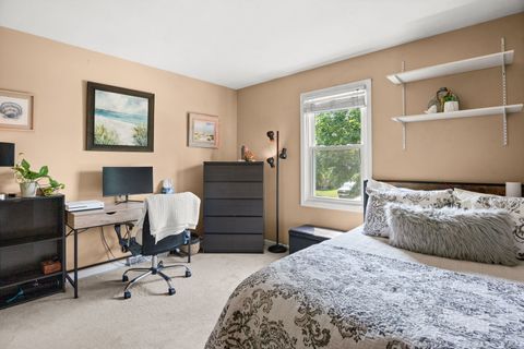 Tiny photo for 2130 Valley Creek Drive, Elgin, IL 60123 (MLS # 12638805)