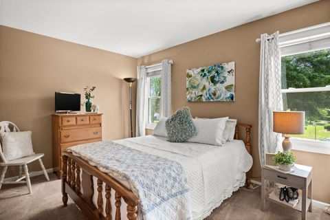Tiny photo for 2130 Valley Creek Drive, Elgin, IL 60123 (MLS # 12638805)