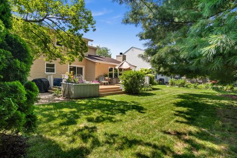 Tiny photo for 2130 Valley Creek Drive, Elgin, IL 60123 (MLS # 12638805)