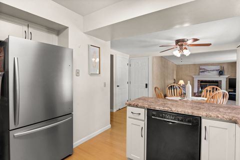 Tiny photo for 2130 Valley Creek Drive, Elgin, IL 60123 (MLS # 12638805)