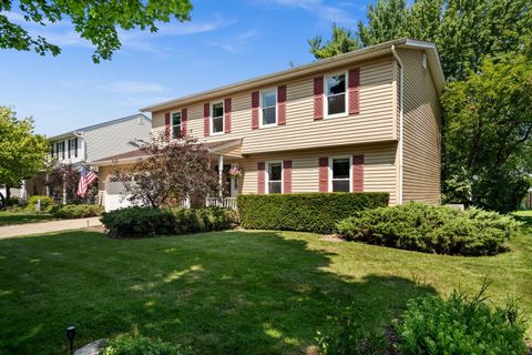 Tiny photo for 2130 Valley Creek Drive, Elgin, IL 60123 (MLS # 12638805)