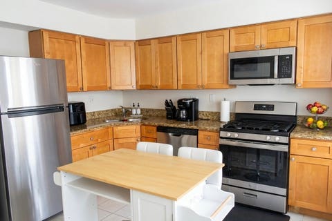 Tiny photo for 72 S Ruga Court, Addison, IL 60101 (MLS # 12651115)
