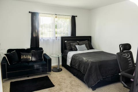 Tiny photo for 72 S Ruga Court, Addison, IL 60101 (MLS # 12651115)