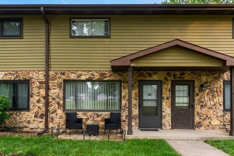 Photo of 72 S Ruga Court, Addison, IL 60101 (MLS # 12651115)