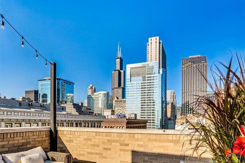Tiny photo for 6 N Michigan Avenue #801, Chicago, IL 60602 (MLS # 12448456)