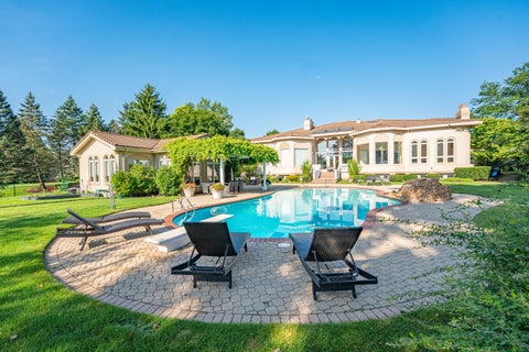 Tiny photo for 1683 Braeside Lane, Northbrook, IL 60062 (MLS # 12724759)