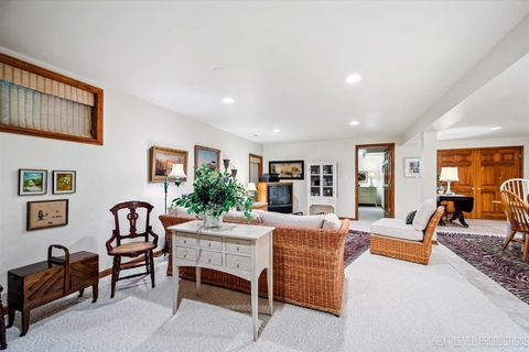 Tiny photo for 1919 Waverly Circle, St. Charles, IL 60174 (MLS # 12547910)