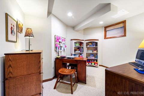 Tiny photo for 1919 Waverly Circle, St. Charles, IL 60174 (MLS # 12547910)