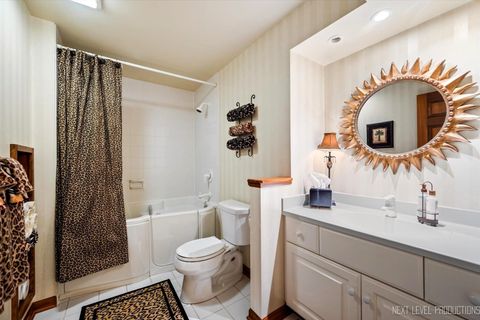 Tiny photo for 1919 Waverly Circle, St. Charles, IL 60174 (MLS # 12547910)