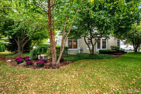 Tiny photo for 1919 Waverly Circle, St. Charles, IL 60174 (MLS # 12547910)