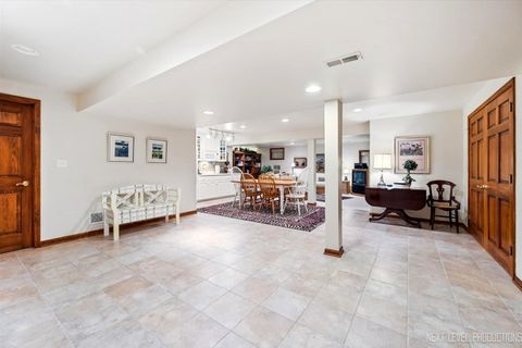 Tiny photo for 1919 Waverly Circle, St. Charles, IL 60174 (MLS # 12547910)