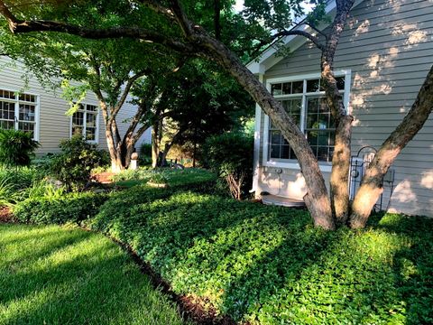 Tiny photo for 1919 Waverly Circle, St. Charles, IL 60174 (MLS # 12547910)