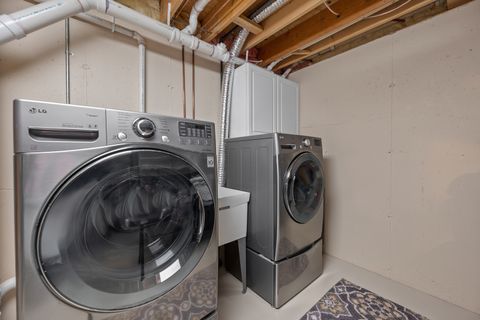 Tiny photo for 1919 Waverly Circle, St. Charles, IL 60174 (MLS # 12547910)