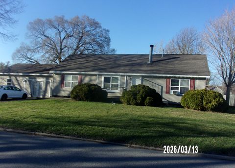 Photo of 106 E Allen Street, Kentland, IN 47951 (MLS # 12596371)