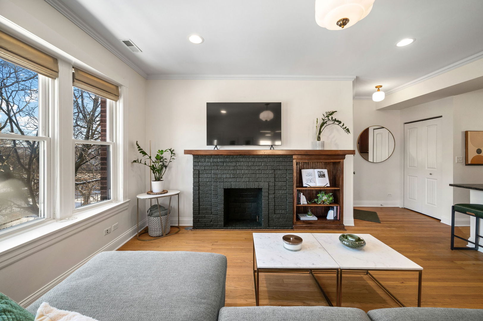 4656 N Winchester Avenue 3