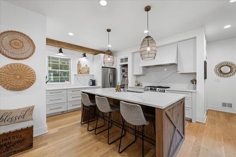Tiny photo for 204 Country Commons Road, Trout Valley, IL 60013 (MLS # 12490335)