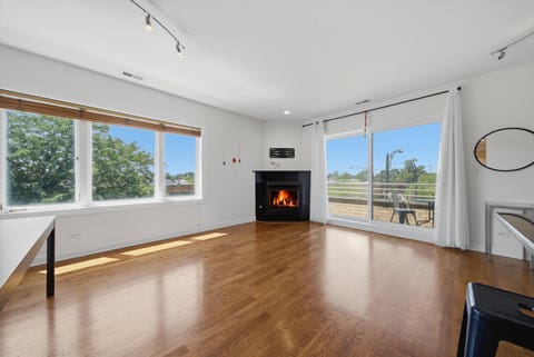 Tiny photo for 3801 N Kedzie Avenue #3S, Chicago, IL 60618 (MLS # 12707649)