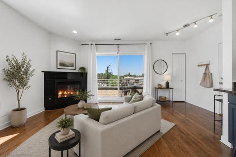 Tiny photo for 3801 N Kedzie Avenue #3S, Chicago, IL 60618 (MLS # 12707649)