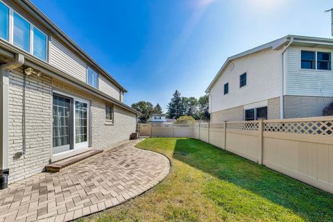 Tiny photo for 1580 Habberton Avenue, Park Ridge, IL 60068 (MLS # 12476884)