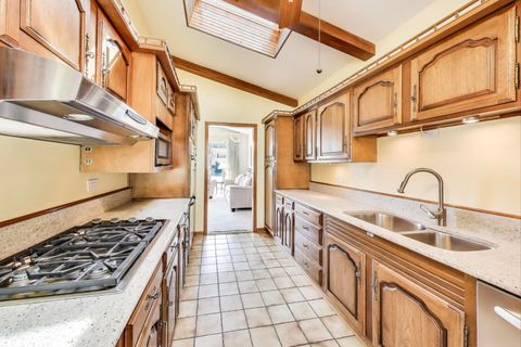 Tiny photo for 1580 Habberton Avenue, Park Ridge, IL 60068 (MLS # 12476884)