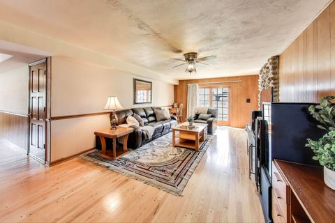 Tiny photo for 1580 Habberton Avenue, Park Ridge, IL 60068 (MLS # 12476884)