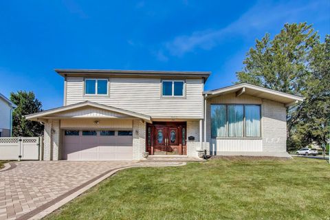 Photo of 1580 Habberton Avenue, Park Ridge, IL 60068 (MLS # 12476884)
