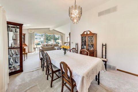 Tiny photo for 1580 Habberton Avenue, Park Ridge, IL 60068 (MLS # 12476884)