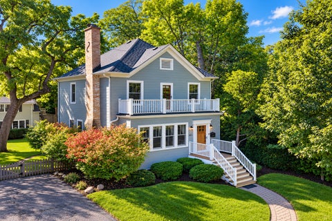 Photo of 1625 Lake Avenue, Wilmette, IL 60091 (MLS # 12787310)