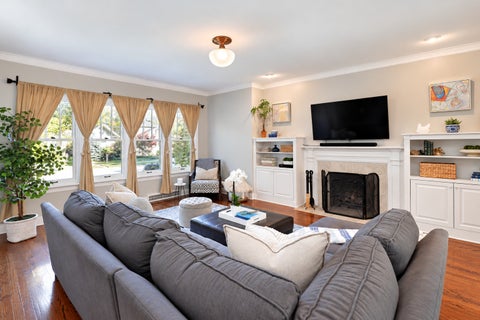 Tiny photo for 1625 Lake Avenue, Wilmette, IL 60091 (MLS # 12787310)