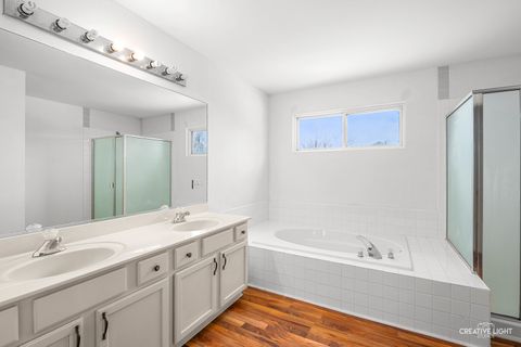 Tiny photo for 401 FOXBOROUGH Trail, Bolingbrook, IL 60440 (MLS # 12552817)