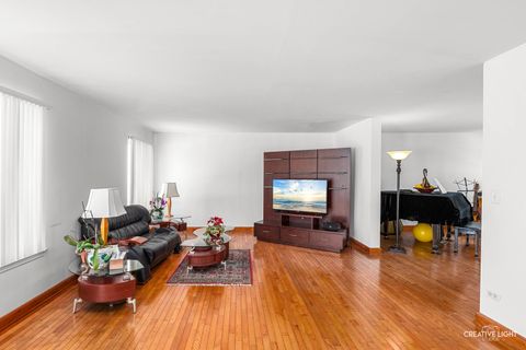 Tiny photo for 401 FOXBOROUGH Trail, Bolingbrook, IL 60440 (MLS # 12552817)