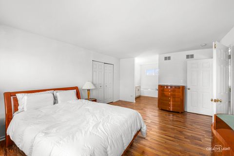 Tiny photo for 401 FOXBOROUGH Trail, Bolingbrook, IL 60440 (MLS # 12552817)