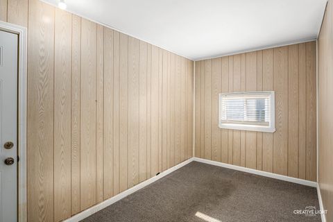 Tiny photo for 401 FOXBOROUGH Trail, Bolingbrook, IL 60440 (MLS # 12552817)