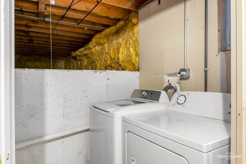 Tiny photo for 401 FOXBOROUGH Trail, Bolingbrook, IL 60440 (MLS # 12552817)