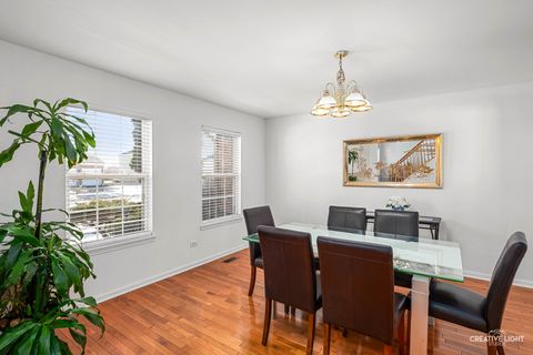 Tiny photo for 401 FOXBOROUGH Trail, Bolingbrook, IL 60440 (MLS # 12552817)