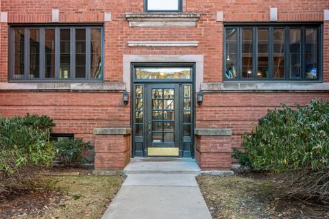 Tiny photo for 2016.5 Sherman Avenue #1S, Evanston, IL 60201 (MLS # 12577333)