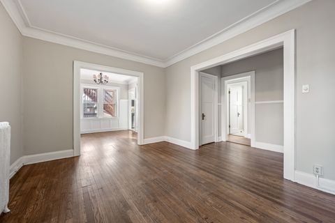 Tiny photo for 2016.5 Sherman Avenue #1S, Evanston, IL 60201 (MLS # 12577333)