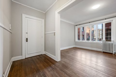 Tiny photo for 2016.5 Sherman Avenue #1S, Evanston, IL 60201 (MLS # 12577333)