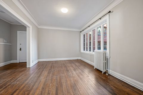 Tiny photo for 2016.5 Sherman Avenue #1S, Evanston, IL 60201 (MLS # 12577333)