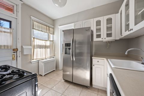 Tiny photo for 2016.5 Sherman Avenue #1S, Evanston, IL 60201 (MLS # 12577333)