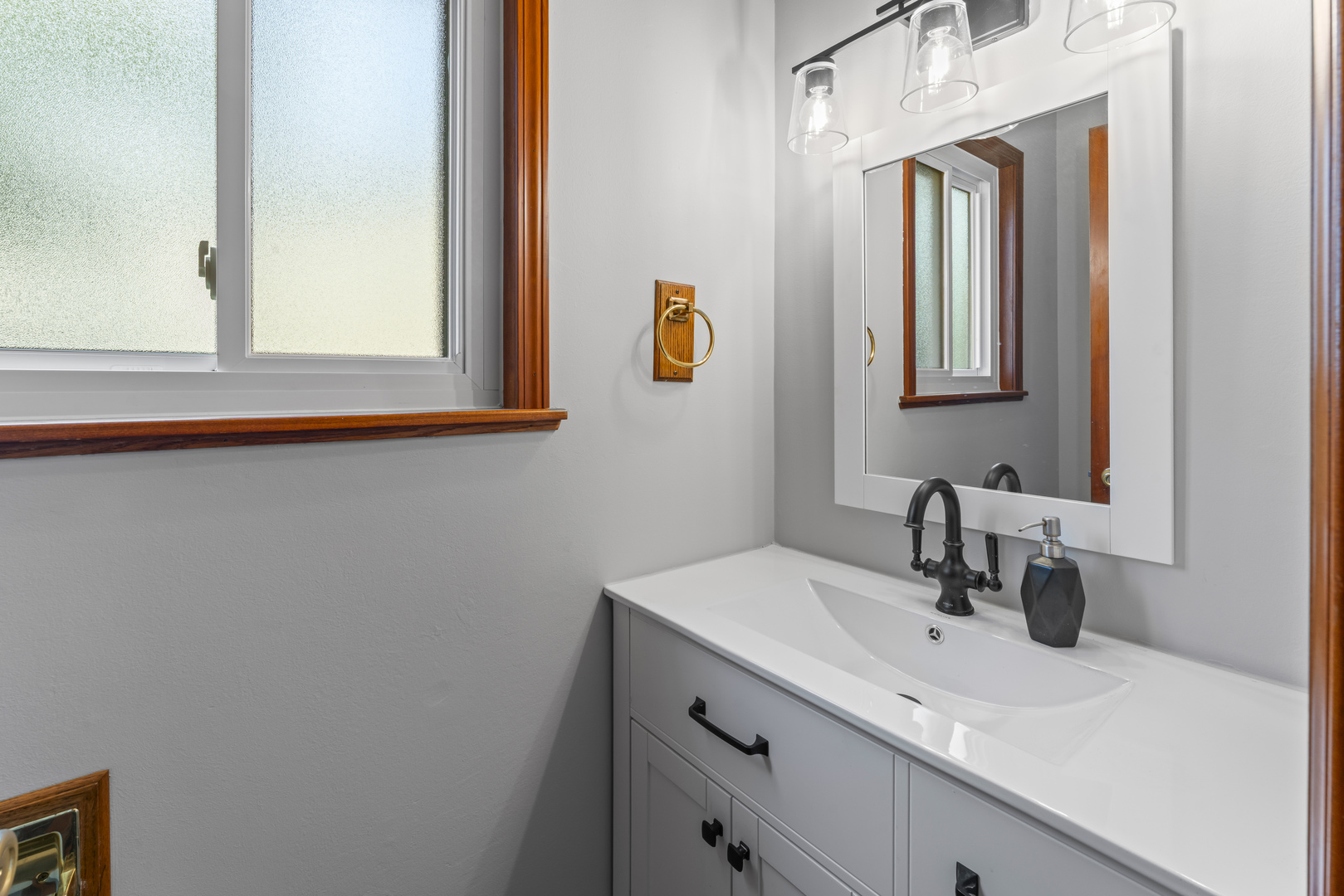 Schaumburg, Illinois 60193, United States, 4 Bedrooms Bedrooms, ,3 BathroomsBathrooms,Residential,Active,237612