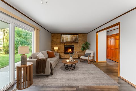 Tiny photo for 1027 Duxbury Lane, Schaumburg, IL 60193 (MLS # 12509307)