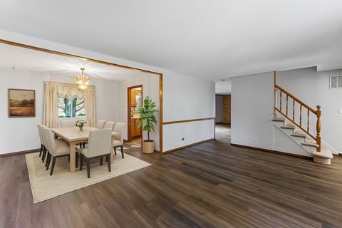 Tiny photo for 1027 Duxbury Lane, Schaumburg, IL 60193 (MLS # 12509307)