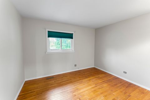 Tiny photo for 1027 Duxbury Lane, Schaumburg, IL 60193 (MLS # 12509307)