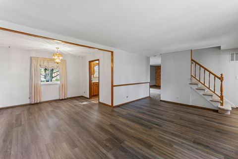 Tiny photo for 1027 Duxbury Lane, Schaumburg, IL 60193 (MLS # 12509307)