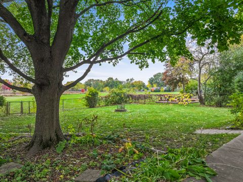 Tiny photo for 1027 Duxbury Lane, Schaumburg, IL 60193 (MLS # 12509307)