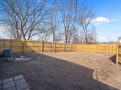 Tiny photo for 3229 66th Avenue, Moline, IL 61265 (MLS # 12575164)