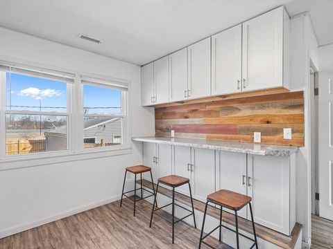 Tiny photo for 3229 66th Avenue, Moline, IL 61265 (MLS # 12575164)