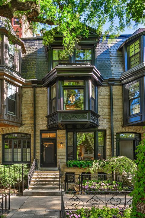 63 E Elm Street Chicago IL 60611
