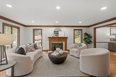 Tiny photo for 1 Hidden Lake Drive, Burr Ridge, IL 60527 (MLS # 12492908)